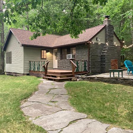 Peaceful Seasonal Wooded Cottage Close To Everything Tafton Экстерьер фото